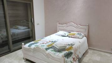 4 sovrum, strykjärn/strykbräda, wi-fi och sängkläder