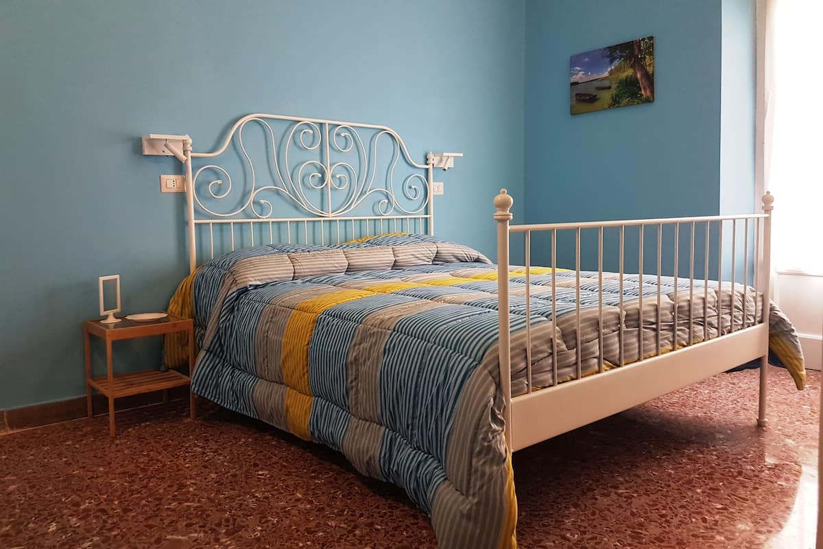 Standard Double Room, Shared Bathroom, City View | Frette Italian sheets, premium bedding, down comforters, free WiFi