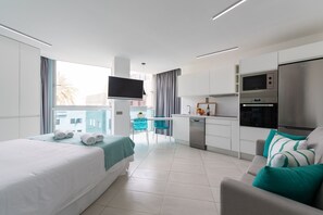 1 chambre, fer et planche à repasser, Wi-Fi gratuit, draps fournis
