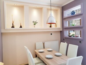 Dining - Luxury app Marin - terrace, garden, bbq, near beaches, parking, Pomer (Pomer)