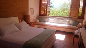 Deluxe Double Room, 1 Queen Bed, Garden View | Free WiFi, bed sheets - Hotel Alto del Viento (Barichara)