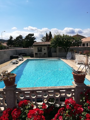 Pool - South villa with pool (Châteauneuf-les-Martigues)