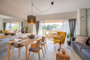 Interior - Stylish central apartment in Rhodes City - 5 mins to Old City & the beach (Rhodes)