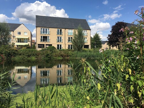 Riverside Apartment - Riverboat, Little Paxton