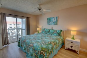 2 slaapkamers, een strijkplank/strijkijzer, gratis wifi, beddengoed