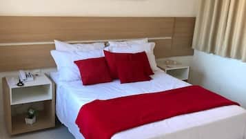 Minibar, wifi gratis y ropa de cama