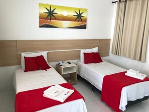 Dobbeltrom | Minibar, wi-fi (inkludert) og sengetøy