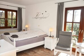 7 bedrooms, iron/ironing board, travel cot, free WiFi - Cottage for 12 people near the river in Kleinwörden (Hechthausen) (Hechthausen)