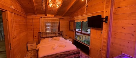 Mountain View Room with Jacuzzi