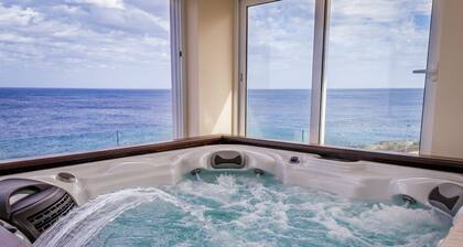 Brand New Luxurious Sea Front Apartment