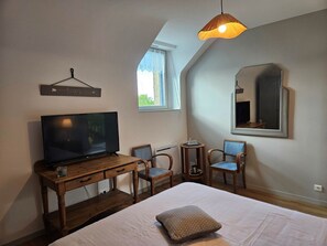 1 habitación, wifi gratis y ropa de cama 