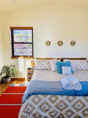 2 habitaciones, tabla de planchar con plancha y wifi gratis 