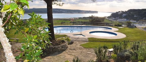 Utomhuspool