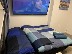 1 chambre, fer et planche à repasser, Wi-Fi, draps fournis