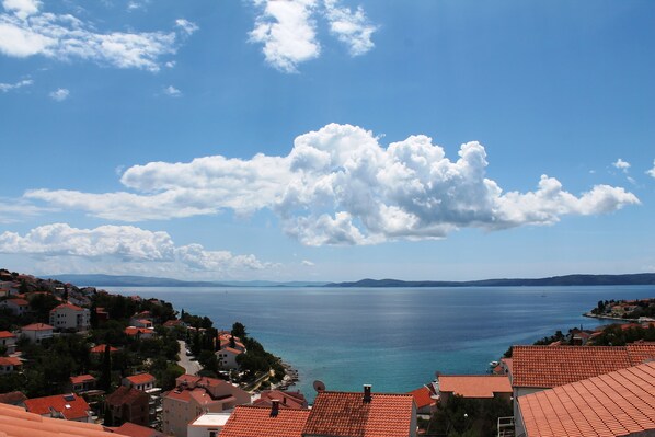 Beach/ocean view