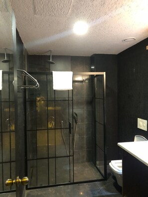 Bathroom - My Palace Rooms (Istanbul)
