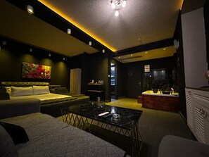 Luxury Double Room, Smoking, Bathtub | Living area | LCD TV - My Palace Rooms (Istanbul)