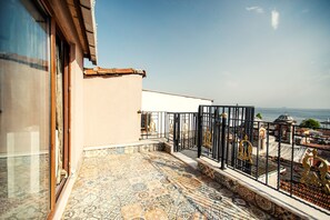Terrace/patio - Maduro Hotel (Istanbul)