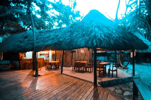 Cohune Palms River Cabanas: Private river cabanas just 2.5 mi from San Ignacio