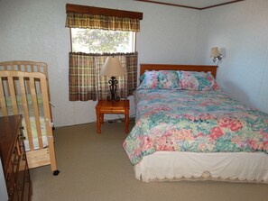 3 Schlafzimmer, Schreibtisch, Bügeleisen/Bügelbrett, kostenloses WLAN