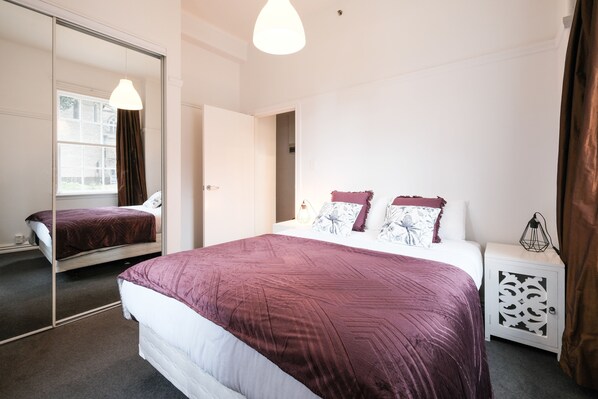 Interior entrance - Super Central 2 Bedroom Apartment (Auckland)