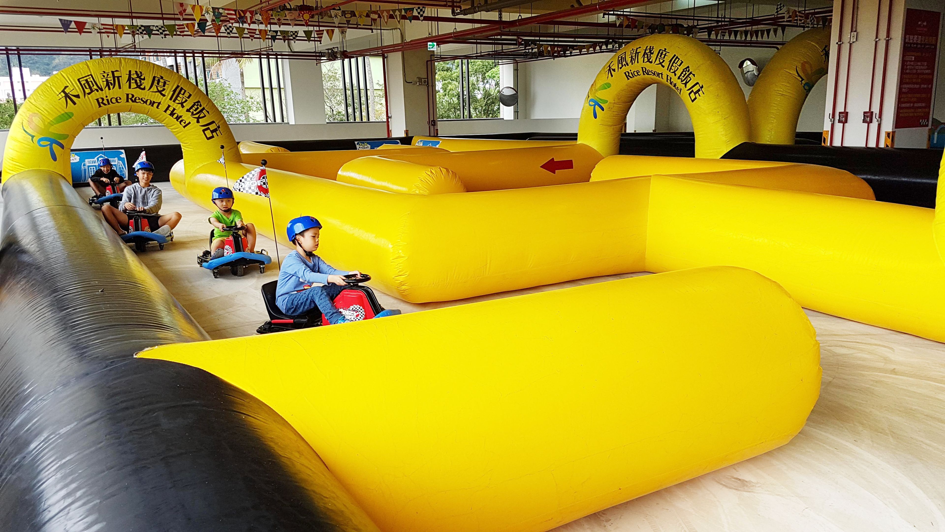 children’s play area – outdoor