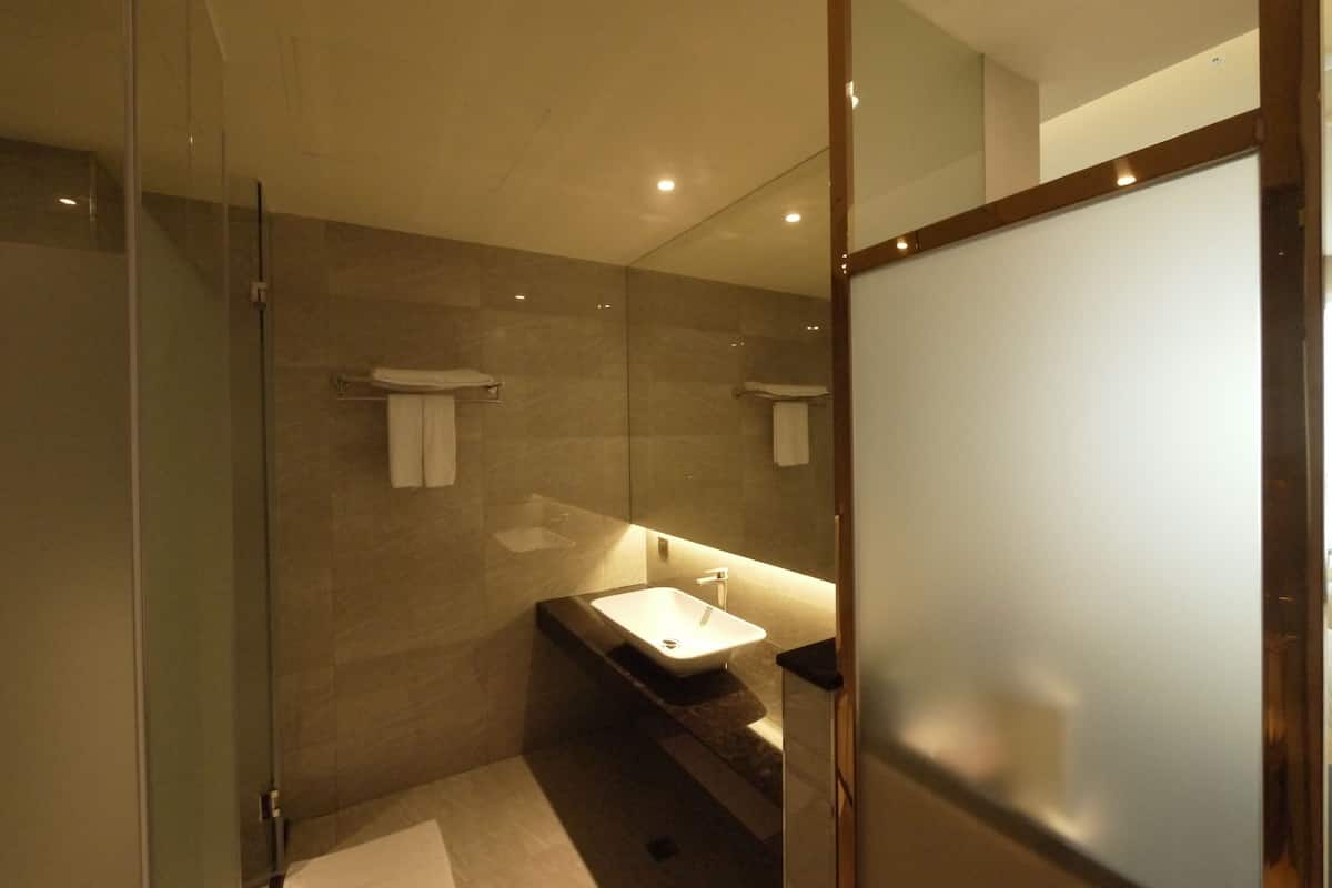 superior quadruple room | 1 bedroom, desk, blackout curtains, free wifi