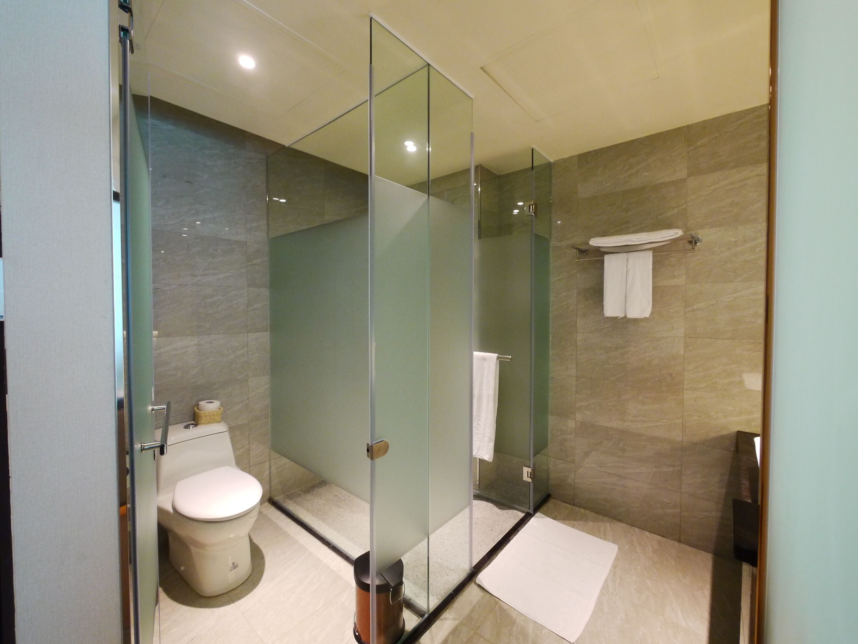 shower, free toiletries, hair dryer, slippers