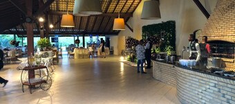 Highway side site with 13 suites