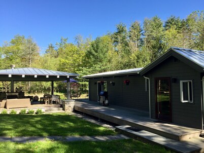 Heart of Woodstock — Unique Arts-and-Crafts Home: Outdoor Room and Heated Pool!