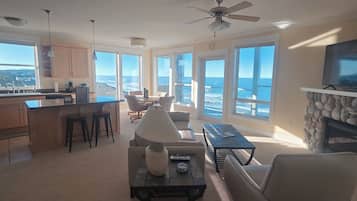 Smart TV, fireplace, DVD player
