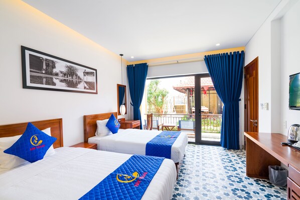 Premium bedding, down duvets, minibar, in-room safe