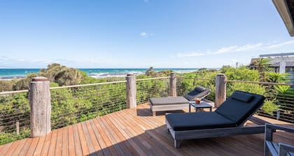 Anchor Beachfront | Pet Friendly on the Beach