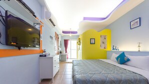 Kamar Double Deluks | Meja kerja, Wi-Fi gratis, dan didekorasi berbeda-beda