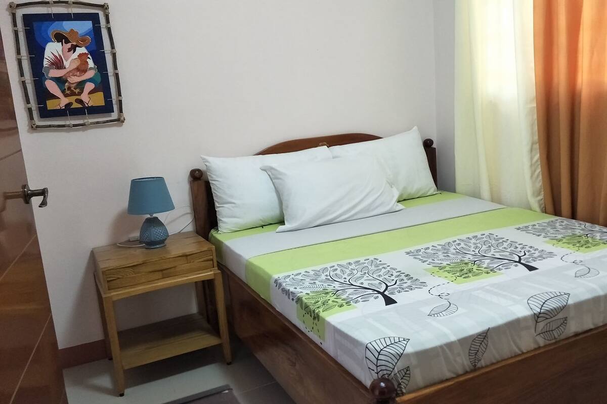 Economy Single Room