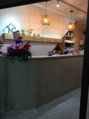 Lobby - H Fun Hotel (Kaohsiung)