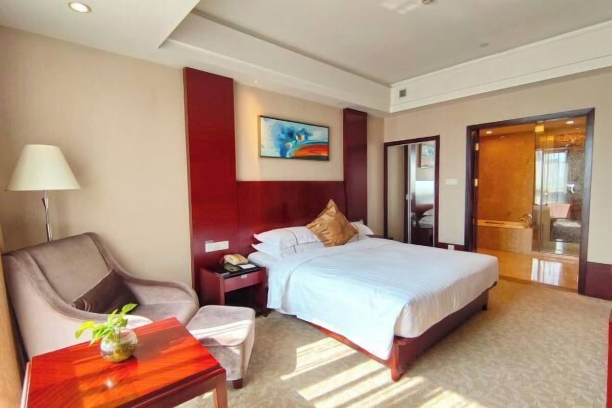 Desk, blackout curtains, free WiFi, bed sheets