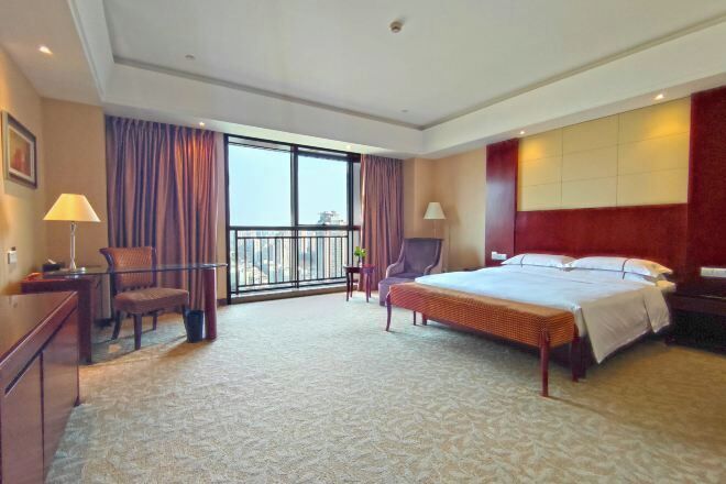 Desk, blackout curtains, free WiFi, bed sheets