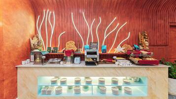 Tägliches Frühstücksbuffet gegen Gebühr