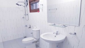 Bathroom - Hotel T.K. Green Garden (Matara)