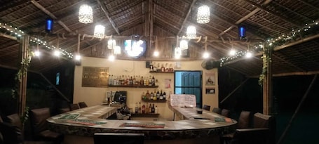 Restaurant. Hidaway Resort