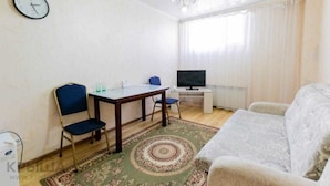 Desk, laptop workspace, blackout drapes, WiFi (free) - Myrza (Astana)