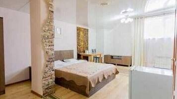 Desk, laptop workspace, blackout drapes, free WiFi