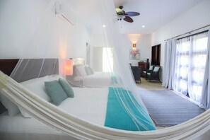 Chambre supérieure, vue sur le jardin | 1 chambre, literie hypoallergénique, couette en duvet