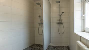 Kamar mandi bersama