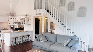 House, 3 Bedrooms | Interior