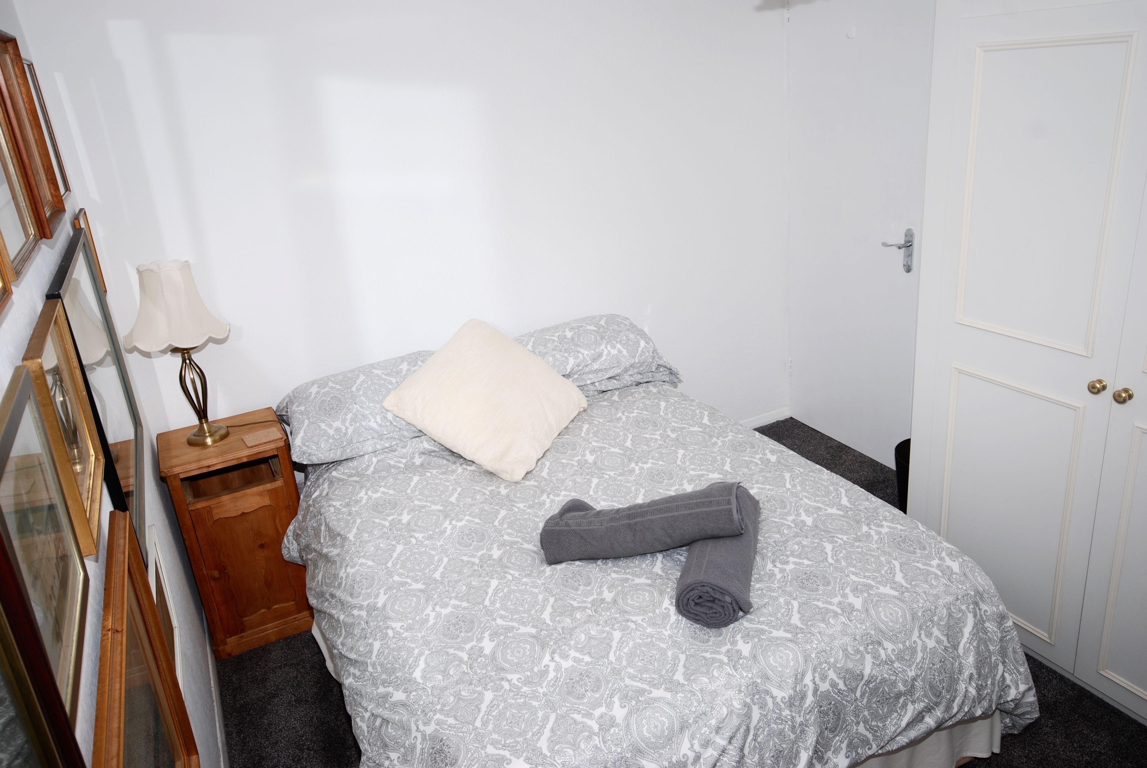 Design Townhome, Multiple Beds, City View | Individually decorated, individually furnished, laptop workspace