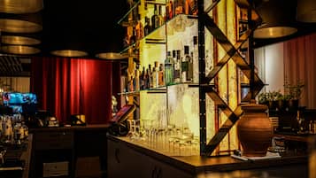 Bar (in der Unterkunft)