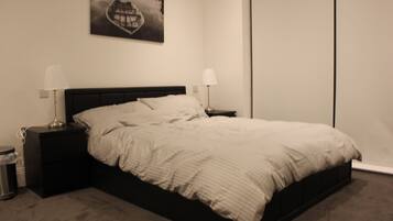 2 bedrooms, premium bedding, in-room safe, iron/ironing board