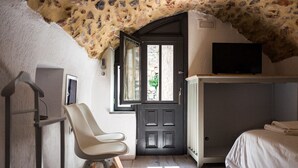 كوخ سوبيريور - غرفتا نوم - منظر للجبل - بالقرب من الجبل (2 Bathrooms) | أسرّة بطبقة علوية مريحة وتجهيزات عازلة للصوت وواي فاي مجانًا